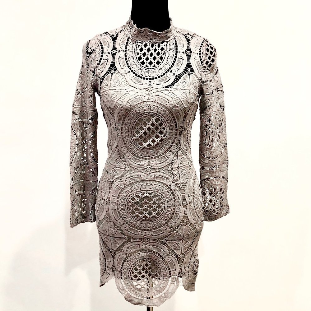 Nellis Dress | Grey Lace & High Neckline